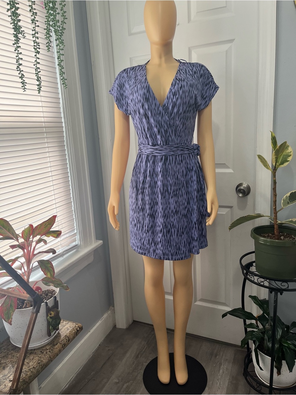 Nine West Purple Patterned Short Sleeve Wrap Dress with Waist Tie